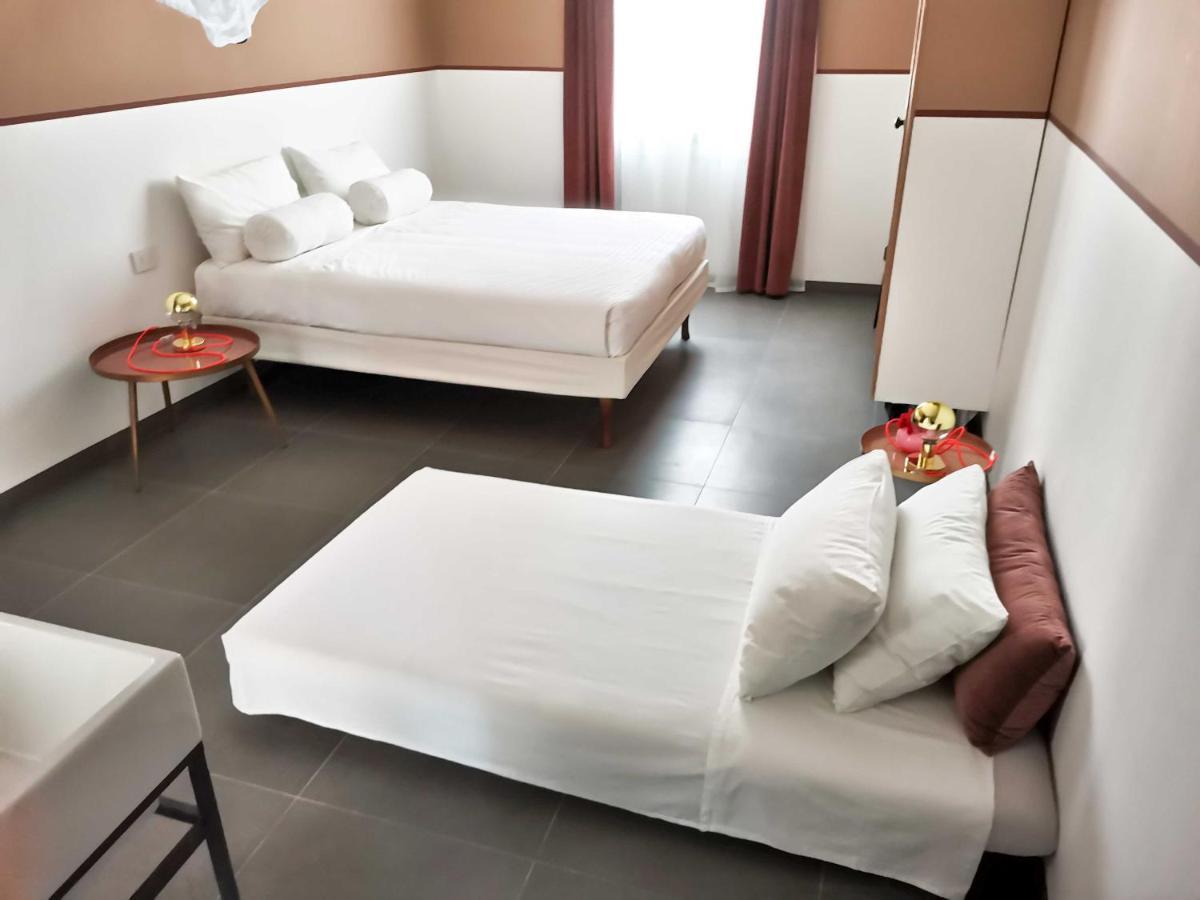 Casa Sebina - Your Design Home On The Lake - 3 Bathrooms 3 Bedrooms Desenzano del Garda Exterior photo